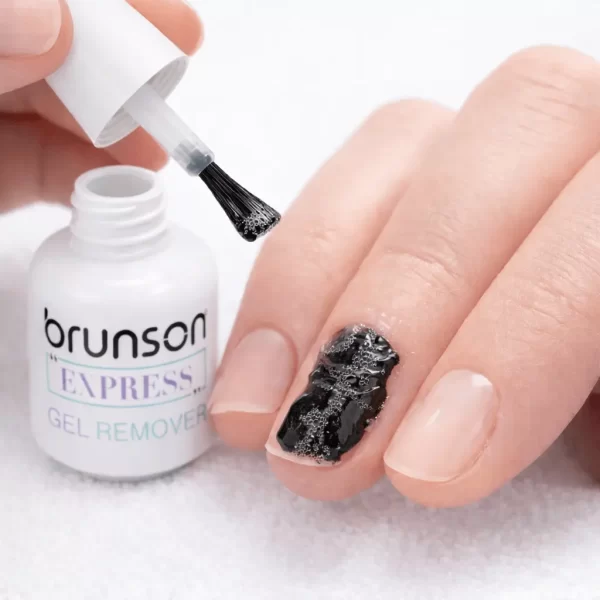 gel polish removing using express gel remover